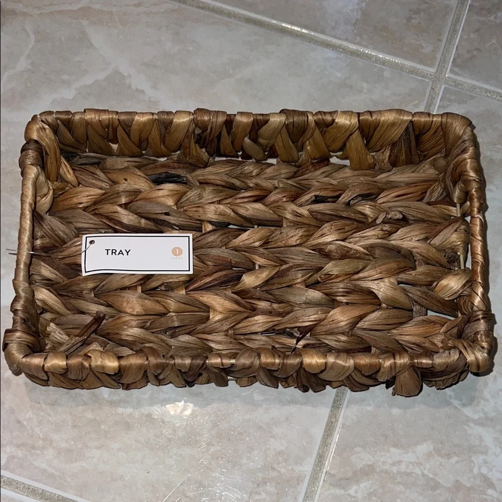 NWT Rectangular Wicker Serving Tray w/ In-built Handles Woven